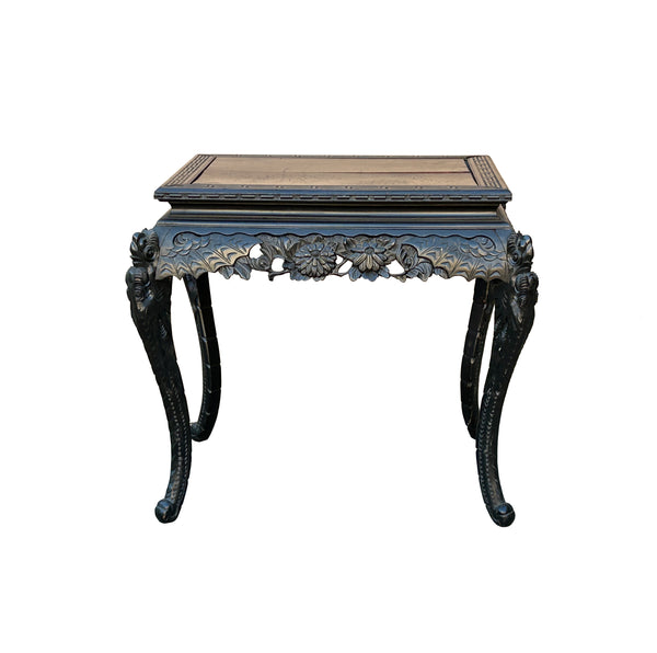 Vintage Chinese Black Relief Floral Carving Apron Claw Legs Side Console Table ws4812S