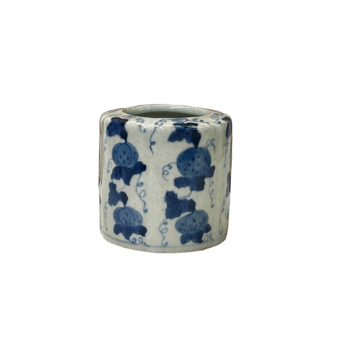 Chinese Blue White Porcelain Round Vine Fruit Graphic Small Vase ws4904S