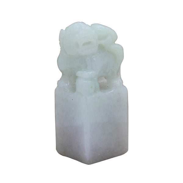 Detail Carved Natural Jade Chinese Table Top Small Foo Dog Statue n551S Detail Carved Natural Jade Chinese Table Top Small Foo Dog Statue n551S
