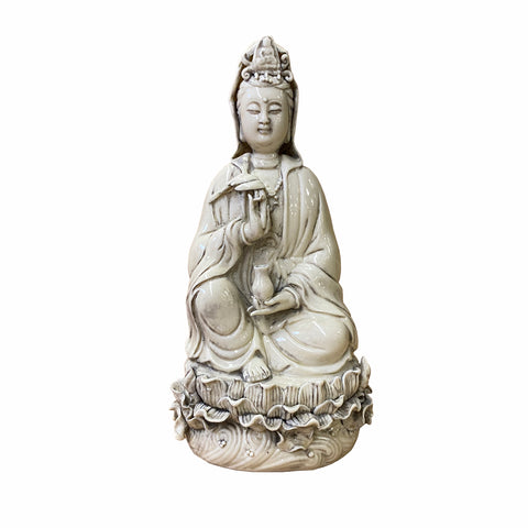 kwan yin - tara  - bodhisattva statue