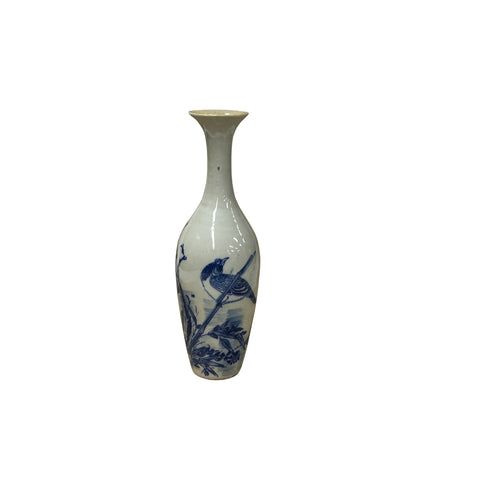 Vintage Style Blue White Porcelain Vase with Bird Design Tall Elegant Oriental Ceramic Vase