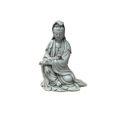 Chinese Handcrafted GuanYin Bodhisattva Holding RuYi Off White Porcelain Statue GB022S