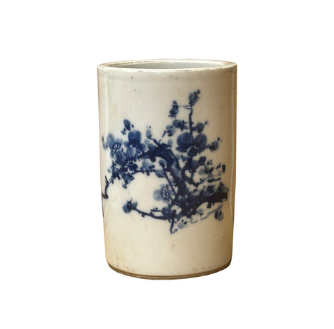 Chinese Distressed White Porcelain Blue Blossom Flower Graphic Holder Vase GB684S