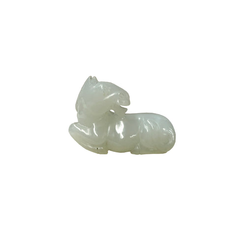 Small Chinese White Stone Restful Horse Pendant Display Art Figure GB736S
