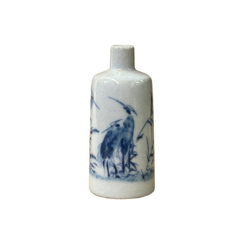 Small Blue White Handpaint Birds Scenery Graphic Porcelain Vase ws5046S