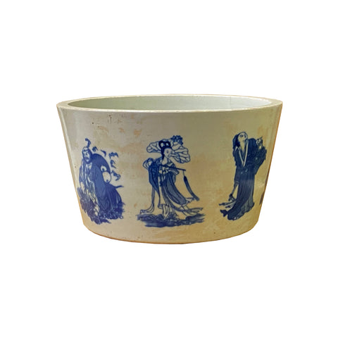 Chinese porcelain round planter