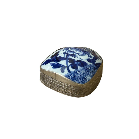Chinese Old White Base Blue Large Flower Porcelain Art Pewter Box ws3904S Chinese Old White Base Blue Large Flower Porcelain Art Pewter Box ws3904S