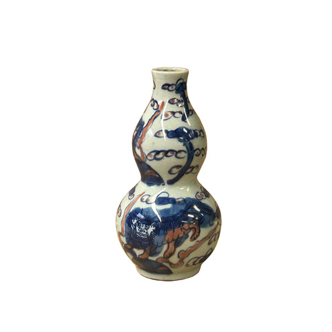gourd shaped porcelain vase