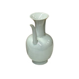 Chinese light celadon minimalist jar