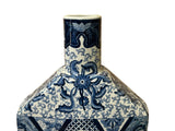 Vintage Chinese White Blue Flower Graphic Octagonal Porcelain Vase ws3848S