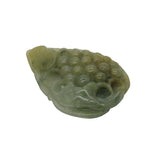 Hand Carved Detail Green Color Natural Jade Grape Fruit On Leaf Pendant n516S