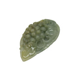 Hand Carved Detail Green Color Natural Jade Grape Fruit On Leaf Pendant n516S
