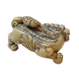 lion dog statue