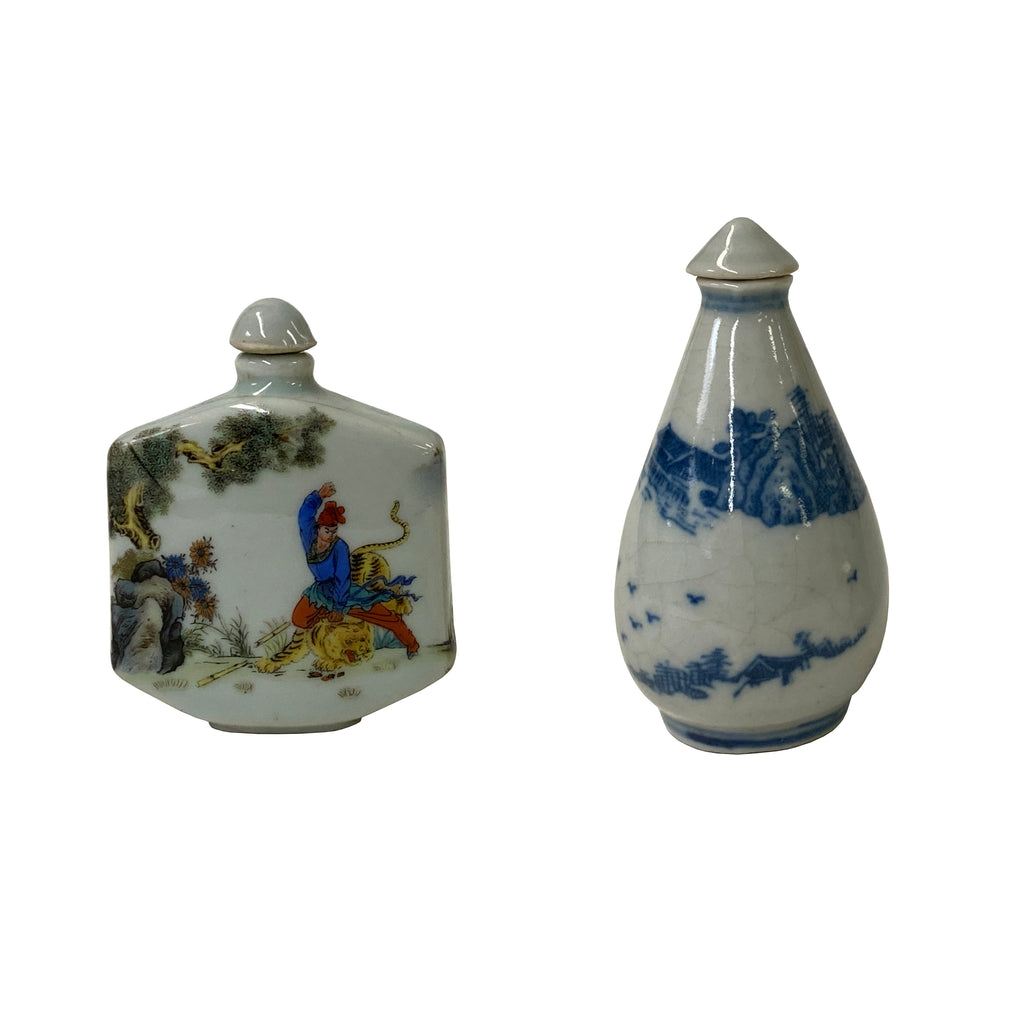 2 x Chinese Porcelain Snuff Bottle Blue White Color Scenery Graphic ws2457S 2 x Chinese Porcelain Snuff Bottle Blue White Color Scenery Graphic ws2457S