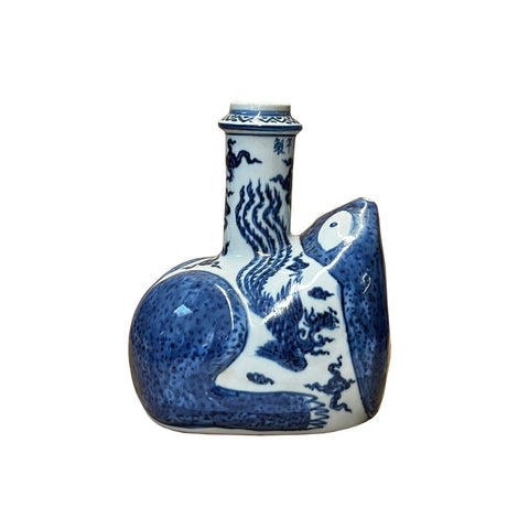 blue white porcelain vase - asian chinese toad shape vase 