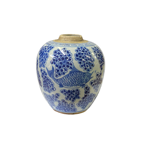blue white porcelain jar - chinese ginger jar - asian temple jar