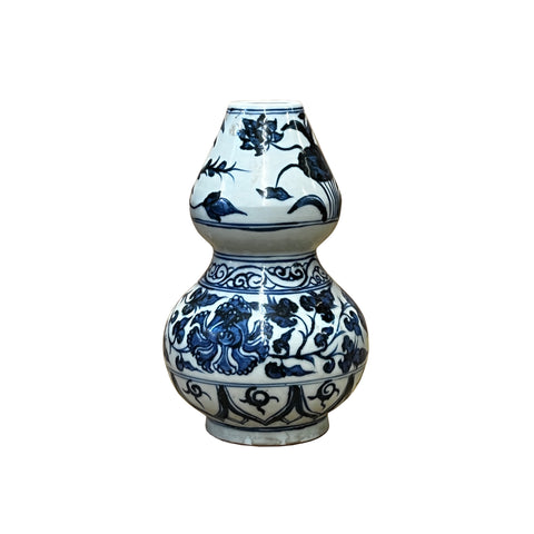 blue white porcelain vase - chinese gourd shape vase - flower graphic vase