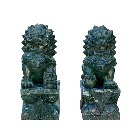 Stone Foo dogs - chinese Lions - Fengshui statue