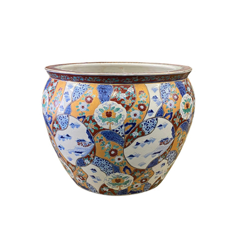 oriental flowers graphic porcelain pot  