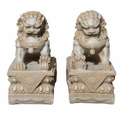 foo dogs - fengshui - stone lions
