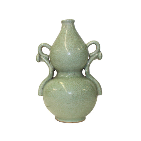 celadon vase - crackle pattern - oriental ceramic vase