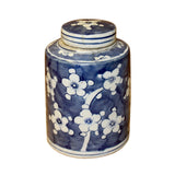 Chinese Blue White Ceramic Blossom Flowers Graphic Container Urn Jar ws829S